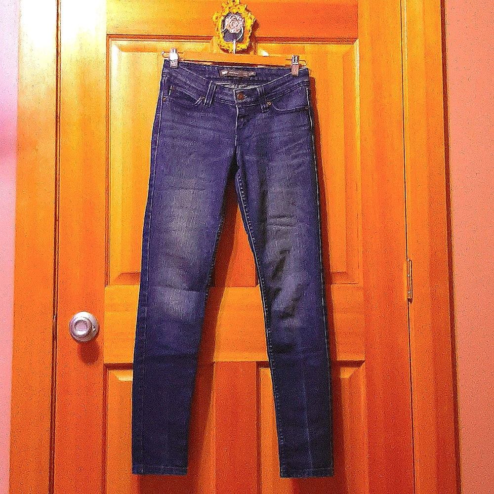 Levi's Low Rise Skinny Jeans *2/$25 bundle*
